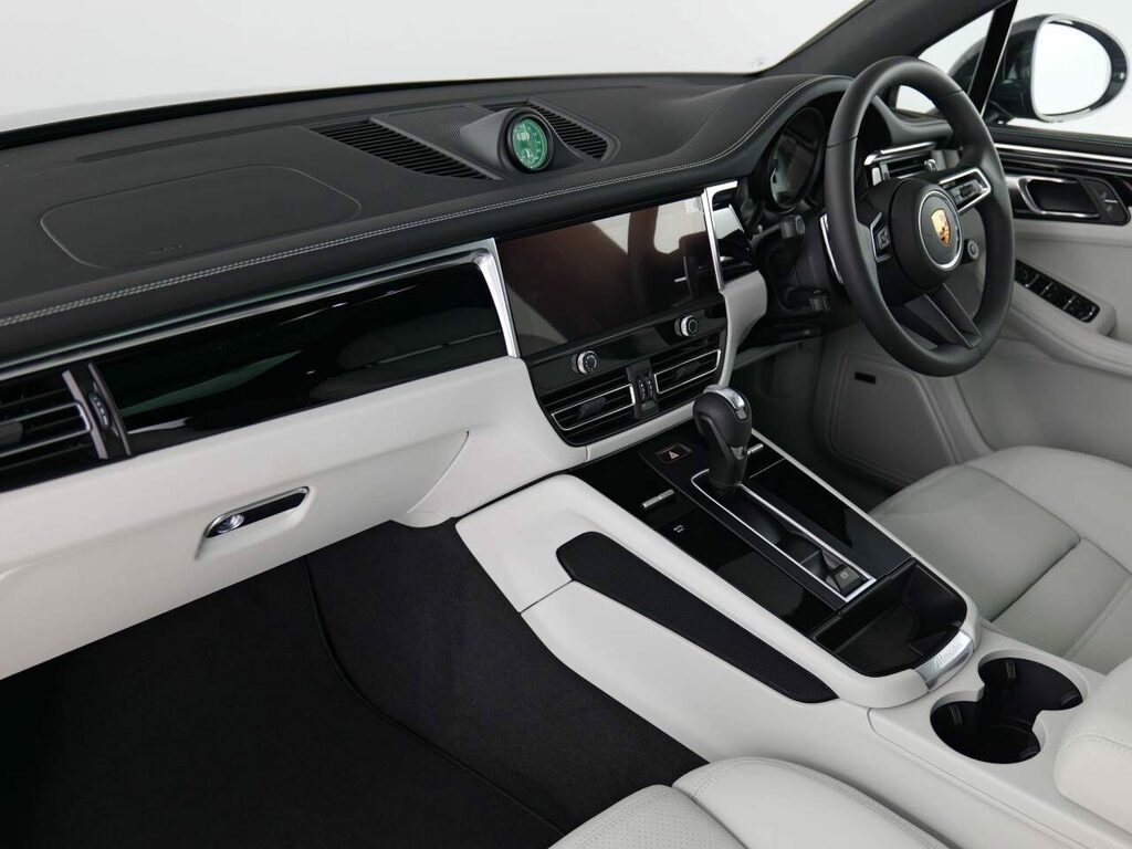 Porsche Macan Petrol Grey #4