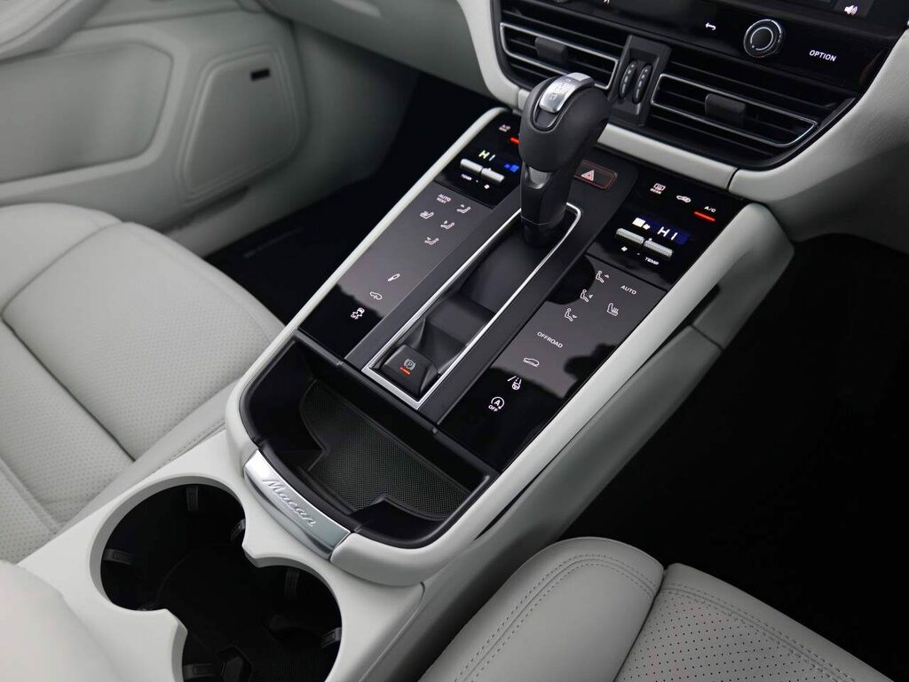 Porsche Macan 300Kw 4 100Kwh  #23