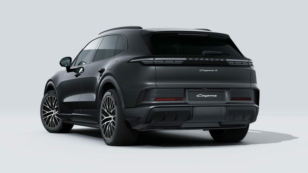 Porsche Cayenne Electric Black #3