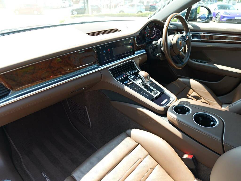 Porsche Panamera 4 Sport Turismo My22 Grey #4