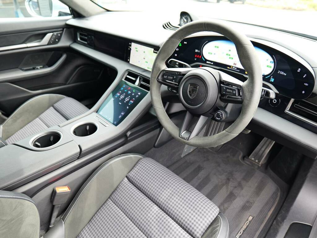 Porsche Taycan Turbo Silver #4