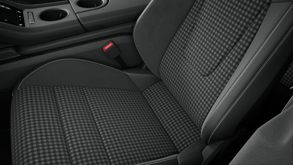 Porsche Taycan Turbo Sport Turismo Silver #2