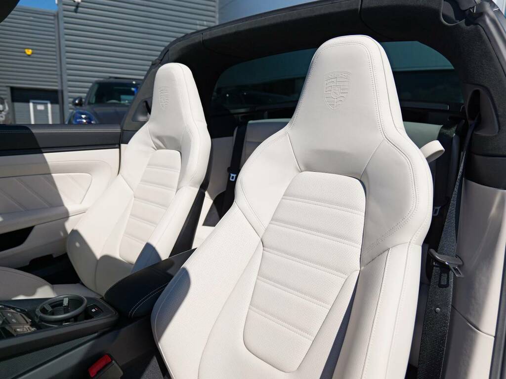 Porsche 911 Targa 4 Gts Black #5