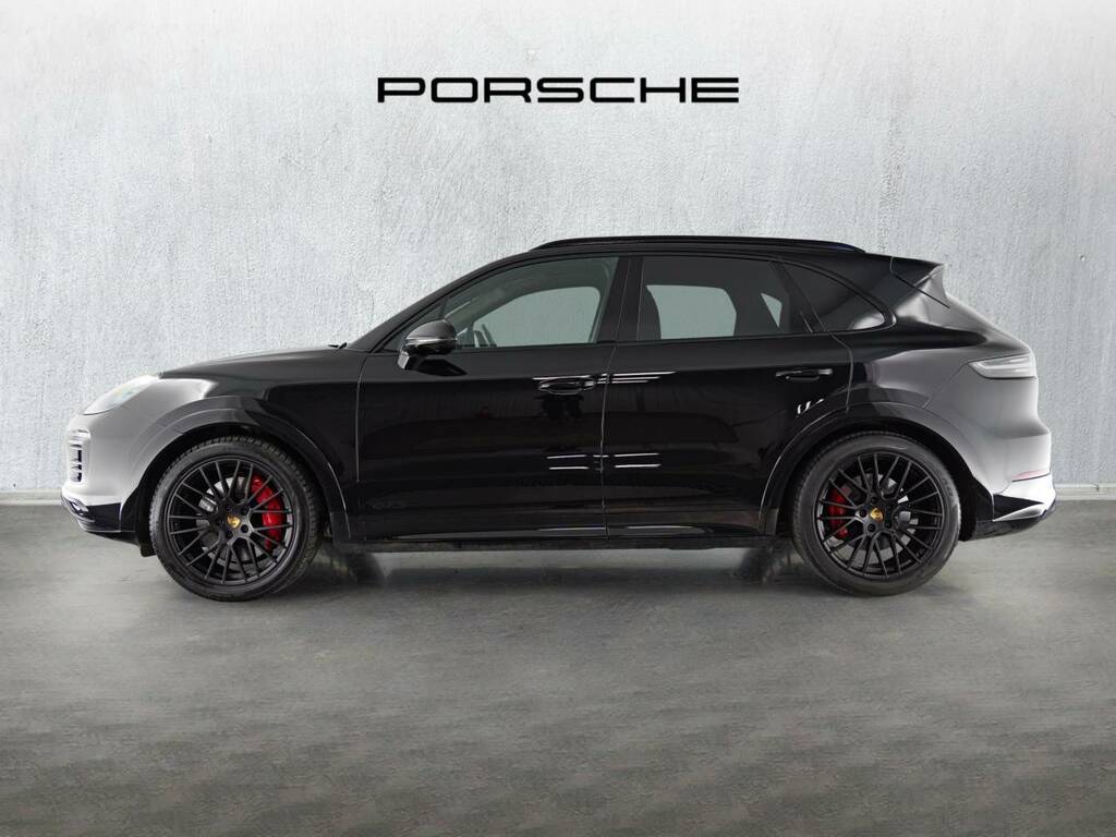 Porsche Cayenne Gts My23 Black #2