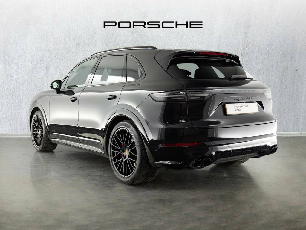 Porsche Cayenne Gts My23 Black #3