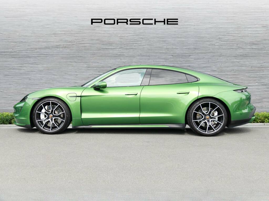 Porsche Taycan Turbo My23 Green #2