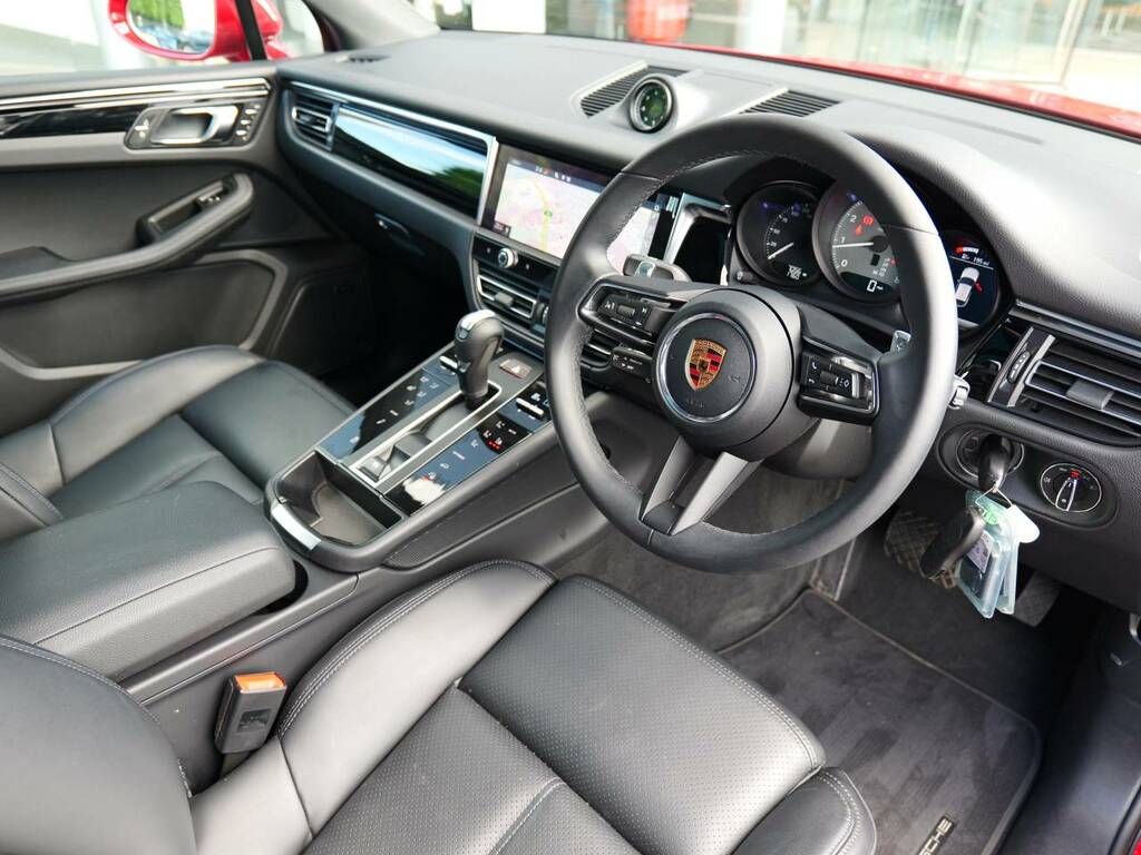 Porsche Macan S Red #4