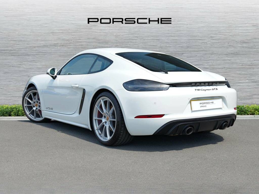 Porsche 718 Cayman Gts 4.0 My24 White #3