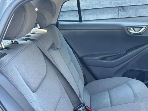 Hyundai Ioniq 1.6 Gdi Hybrid Se Connect Dct #31