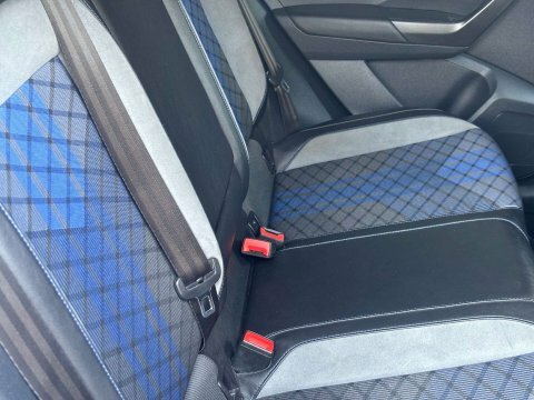 Volkswagen T-Roc 1.5 Tsi 150Ps R-line Dsg Sports Pack, Heated Silver #35