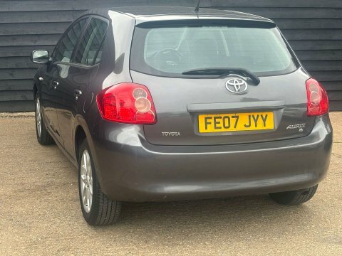 Toyota Auris Tr Silver #11