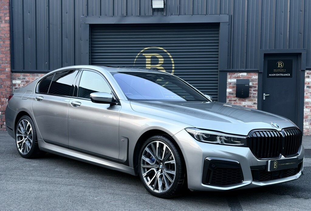 BMW 7 Series 745Le Xdrive M Sport Saloon Grey #8