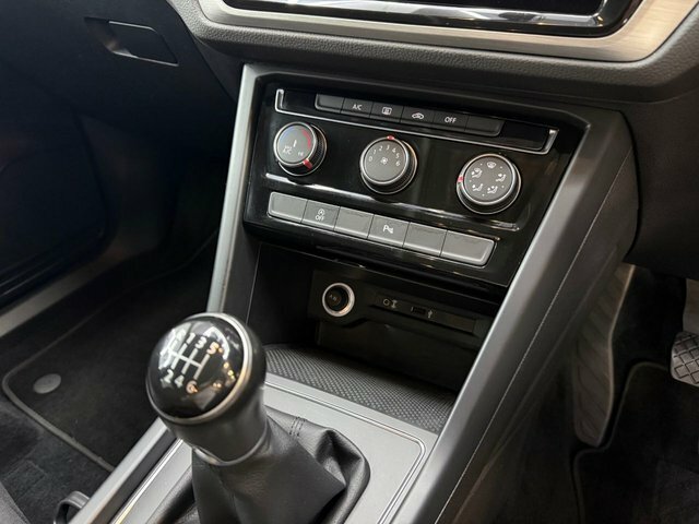 Volkswagen Touran Touran Se Tdi Bluemotion Technology S-a Blue #20
