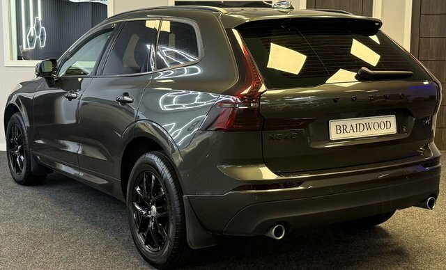 Volvo XC60 Suv Grey #4