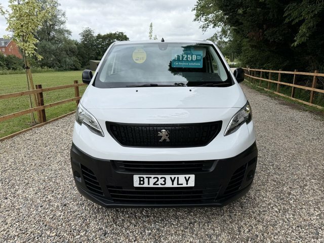 Peugeot Expert Bluehdi 1000 Professional Premium BT23YLY White #2