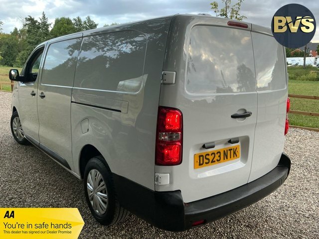 Vauxhall Vivaro Turbo D 2900 Prime DS23NTK White #3