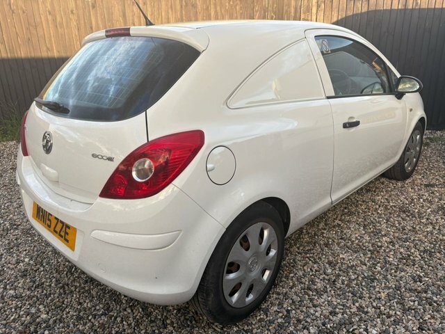 Vauxhall Corsa Cdti Ecoflex 16V Car White #2