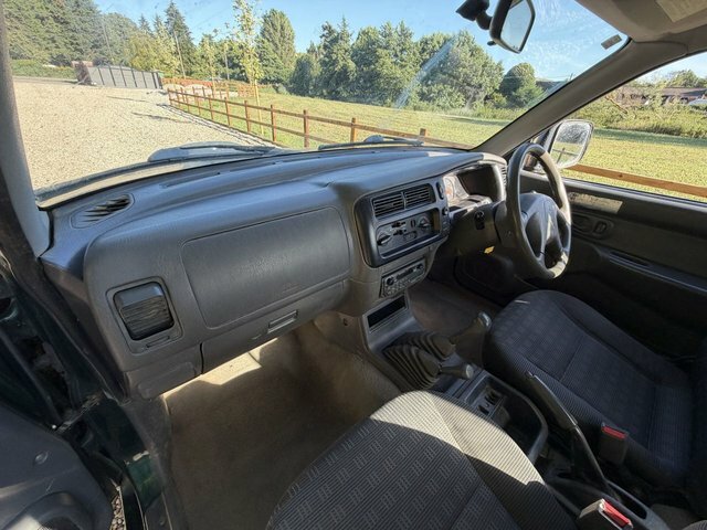 Mitsubishi L200 Td 4Work Club Cab Green #5
