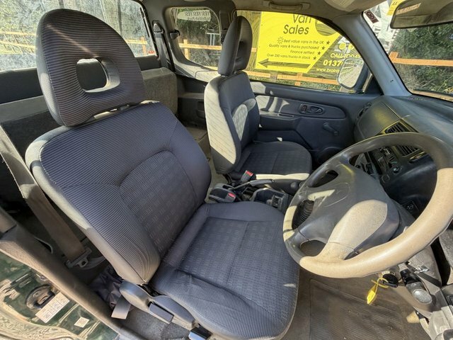 Mitsubishi L200 Td 4Wd Beige #15