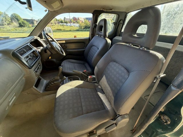 Mitsubishi L200 Td 4Wd Beige #12