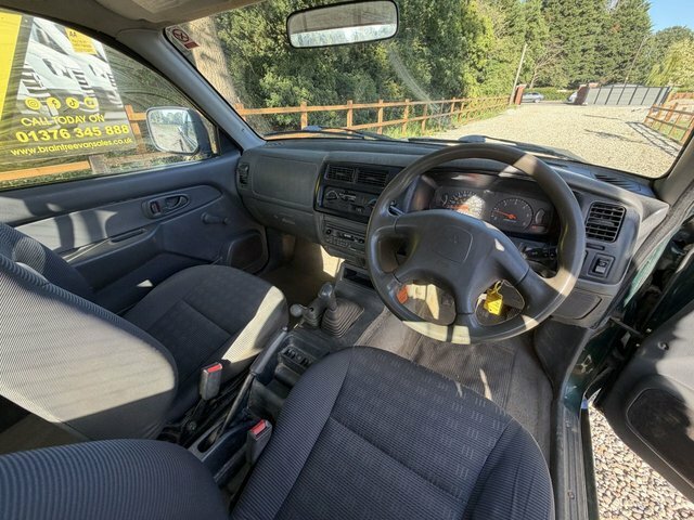Mitsubishi L200 Td 4Wd Beige #16