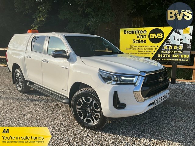Toyota HILUX D-4d Invincible Pickup Double White