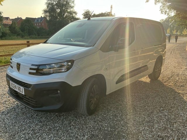 Peugeot Partner Bluehdi 950 Asphalt Long White #5