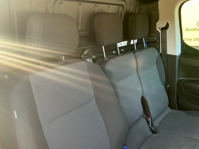 Peugeot Partner Professional Premium White #19