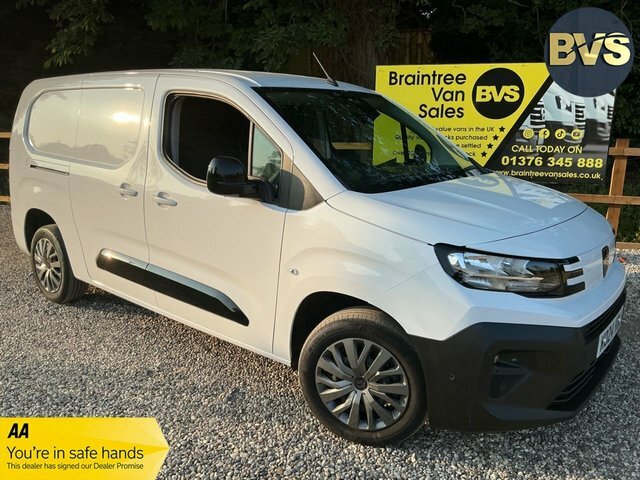 Peugeot Partner Bluehdi 950 Asphalt Long White