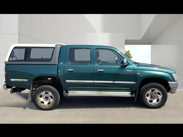 Toyota HILUX 138 Bhp Green #4