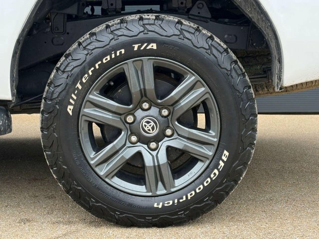 Toyota HILUX Active Dcab Pick Up 2.4 D-4d Blue #14
