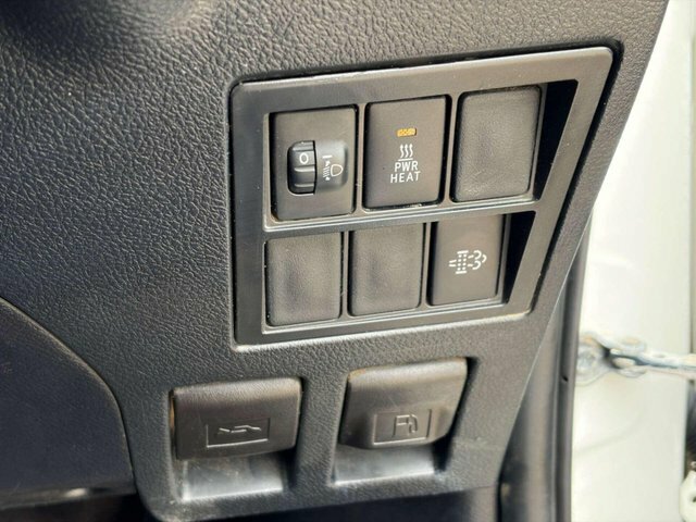 Toyota HILUX Active Dcab Pick Up 2.4 D-4d Blue #12