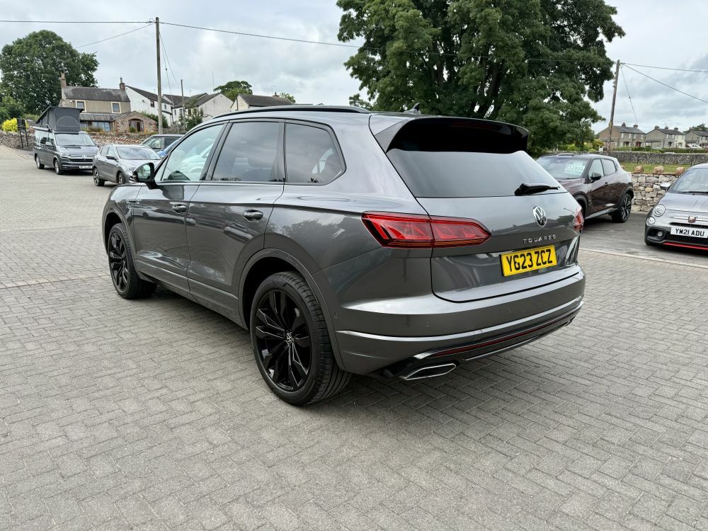 Volkswagen Touareg 3.0 Tdi V6 Black Edition Tiptronic 4Motion Grey #4