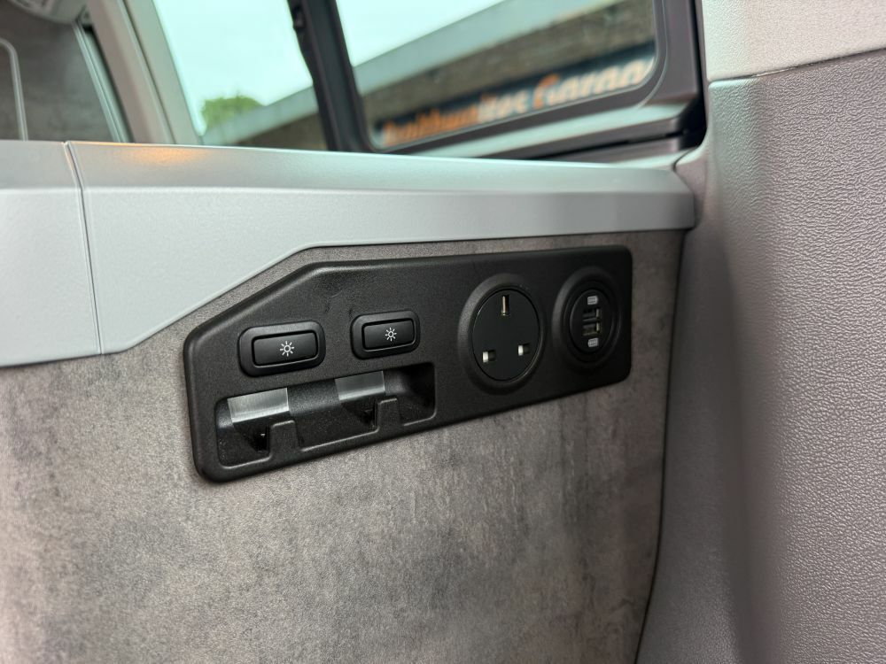 Volkswagen California 2.0 Tdi Beach Camper Dsg Grey #17