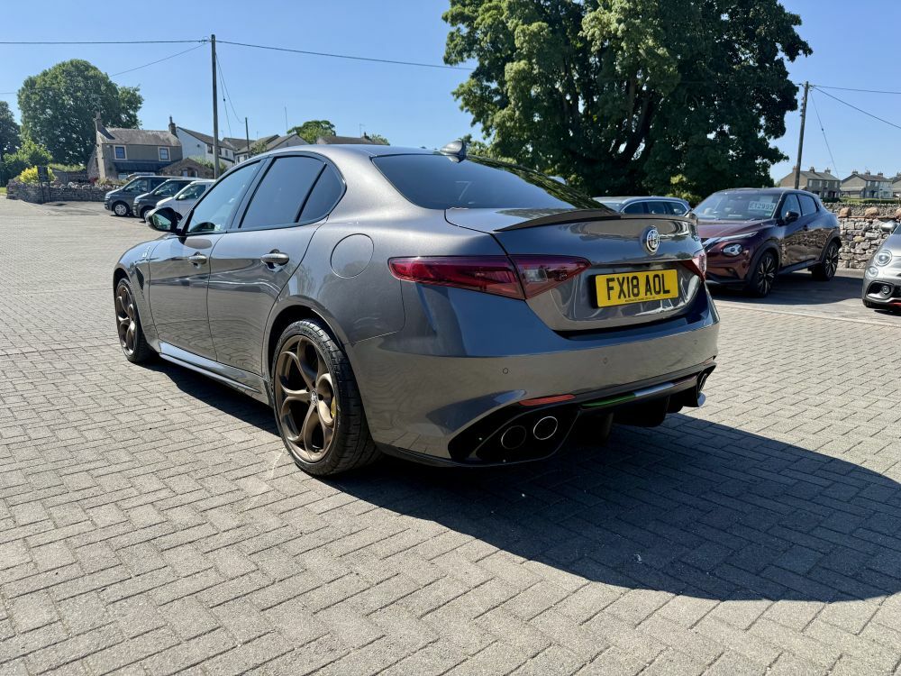 Alfa Romeo Giulia 2.9 V6 Bi-turbo Quadrifoglio FX18AOL Grey #4