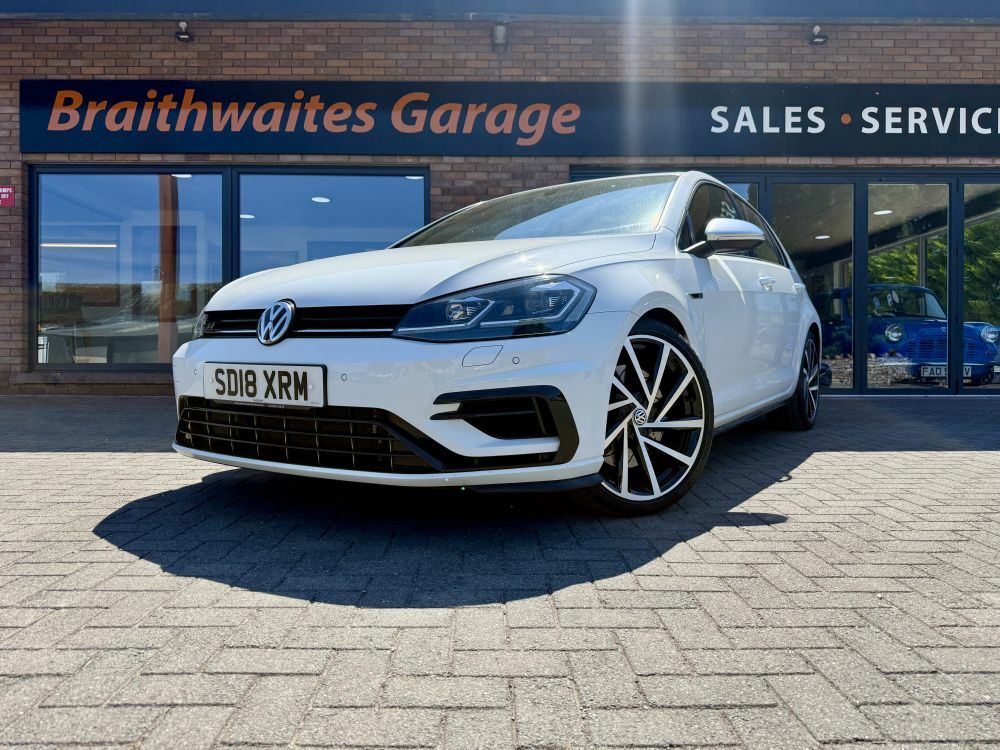 Volkswagen Golf 2.0 Tsi R Dsg 4Motion White