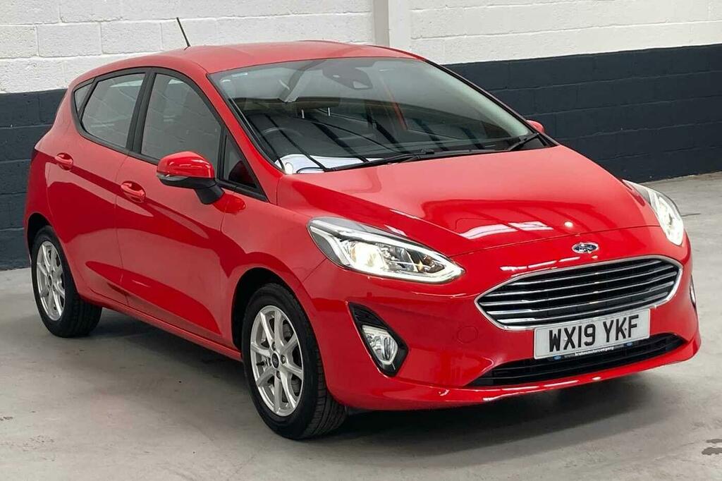 Ford Fiesta 1.0T Ecoboost Zetec Euro 6 Ss Red