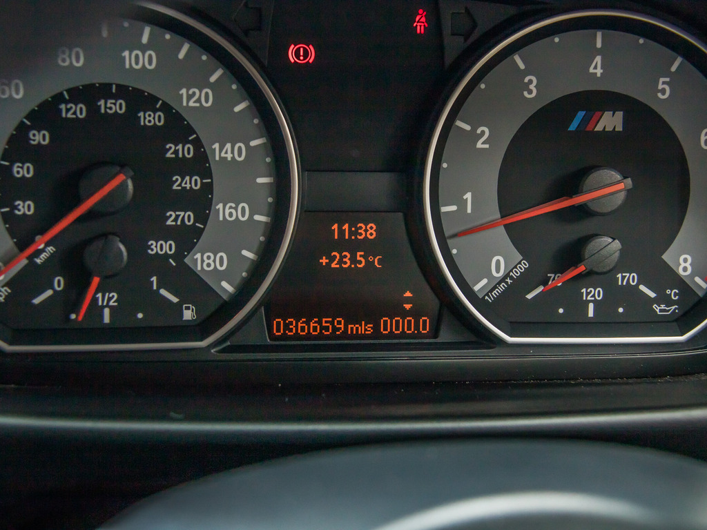 BMW 1 Series 2.0 Sport Euro 5 Ss Black #24