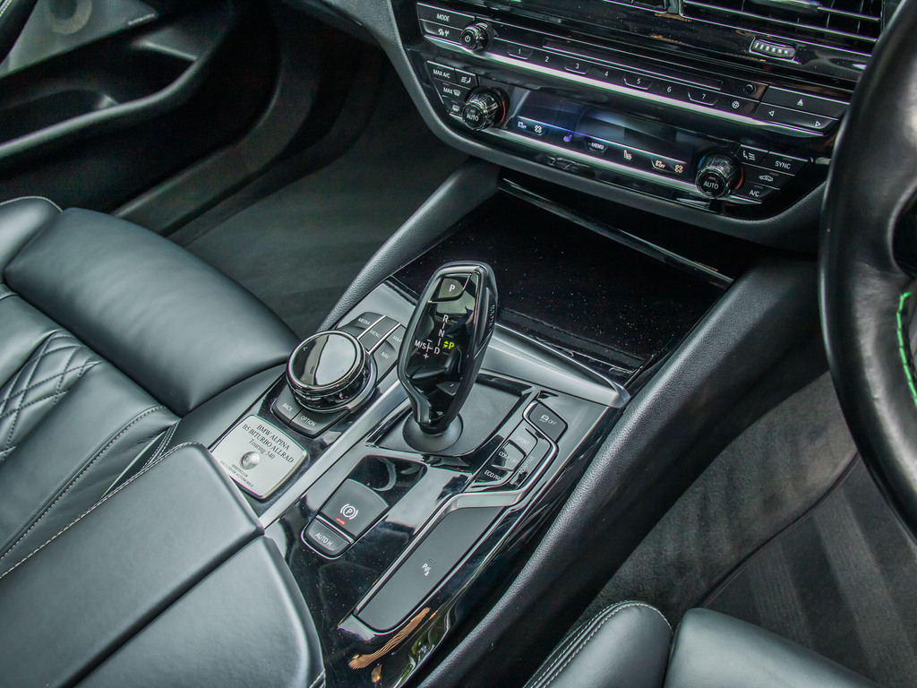 BMW Alpina Mpv Black #21