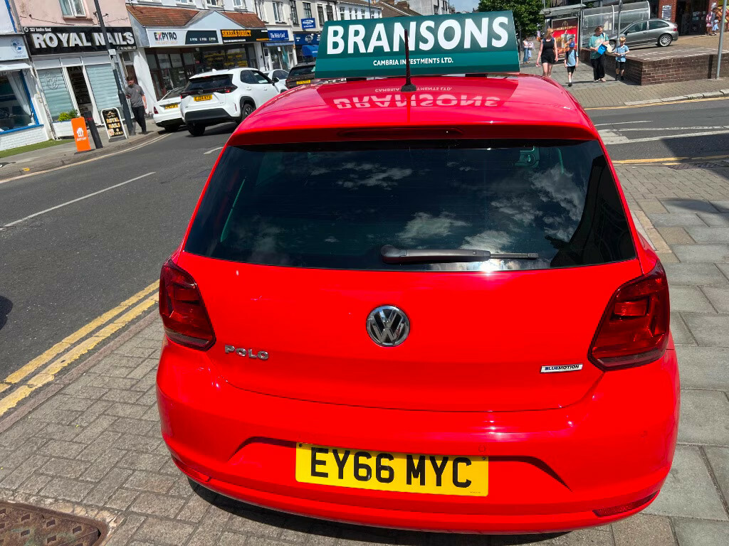 Volkswagen Polo 1.0 75 Match Hatchback Red #5
