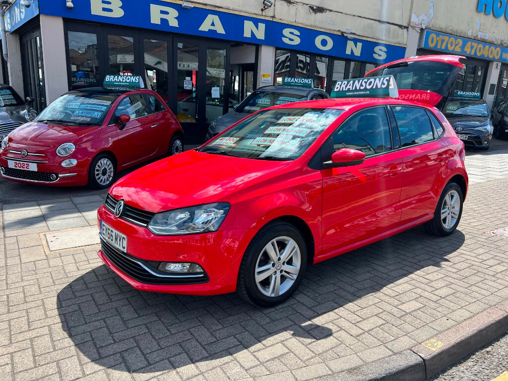 Volkswagen Polo 1.0 75 Match Hatchback Red