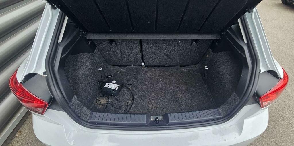 Seat Ibiza Se Technology White #5