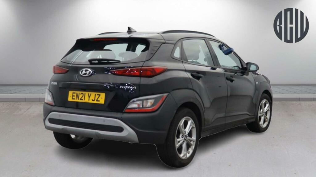 Hyundai Kona Se Connect Black #3