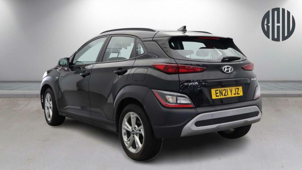 Hyundai Kona Se Connect Black #5