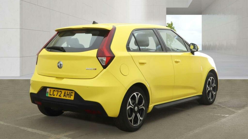 MG MG3 1.5 Vti-tech Exclusive Nav Euro 6 Ss LC72AHF Yellow #4