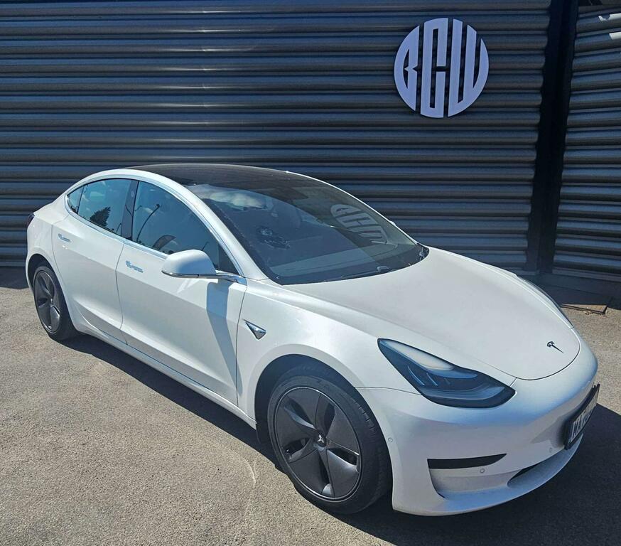 Tesla Model 3 Standard Range Plus Rwd White