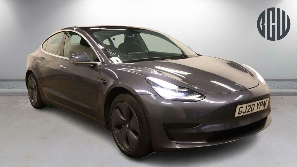 Tesla Model 3 Standard Range Plus Grey