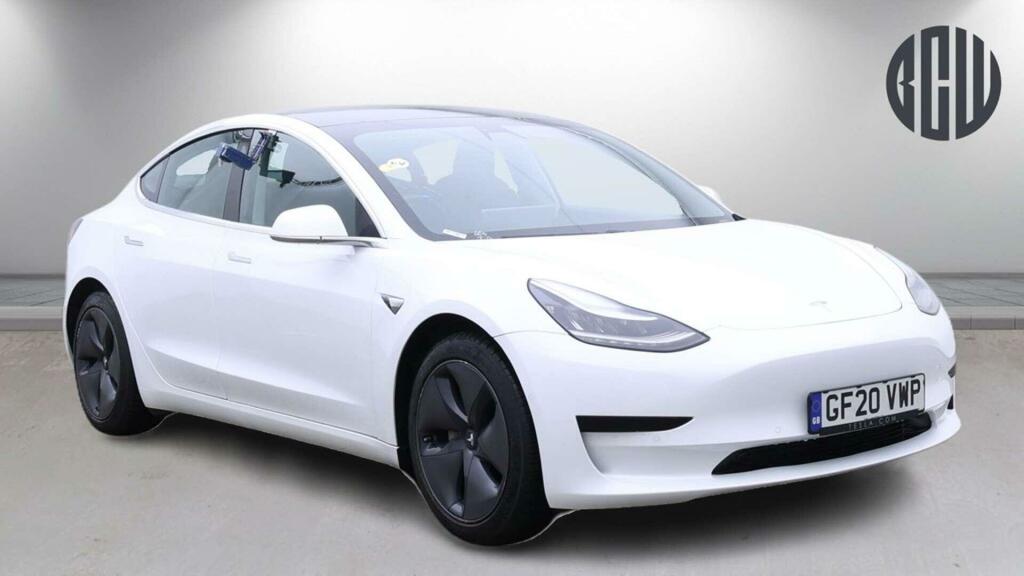 Tesla Model 3 Standard Range Plus White