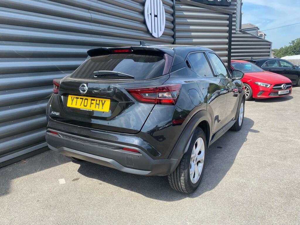 Nissan Juke N-connecta Black #6