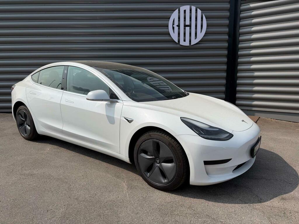 Tesla Model 3 Standard Range Plus White
